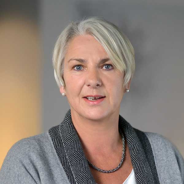 Dr. Christine Rudolf Geschäftsleitung